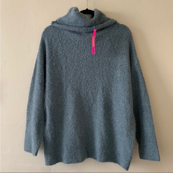 ⭐️ Offer B2G2! 
Catherine Malandrino Cozy Knit Sweater - Picture 3 of 7